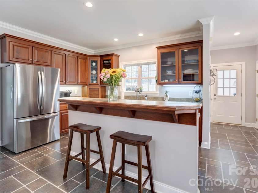 2715 Tabitha Lane, Concord, NC 28025.  MLS# CAR4366020, YatesRealty ID 10080. 