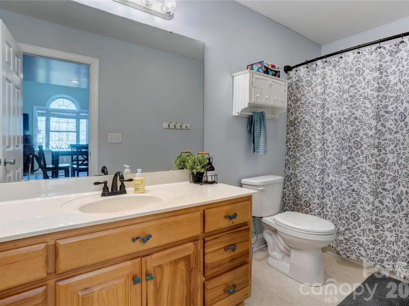 2715 Tabitha Lane, Concord, NC 28025.  MLS# CAR4366020, YatesRealty ID 10080. 