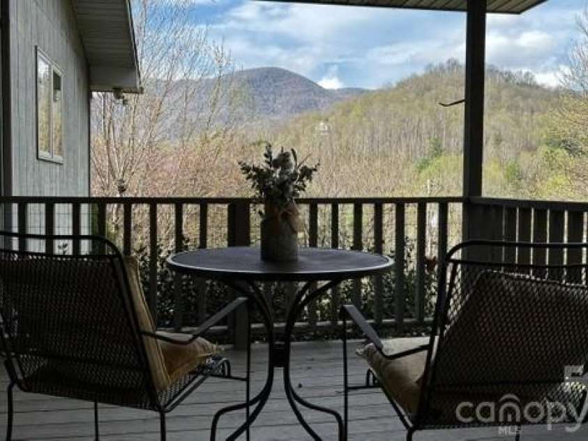 133 Ambria Drive, Waynesville, NC 28785.  MLS# CAR4368042, YatesRealty ID 10084. 