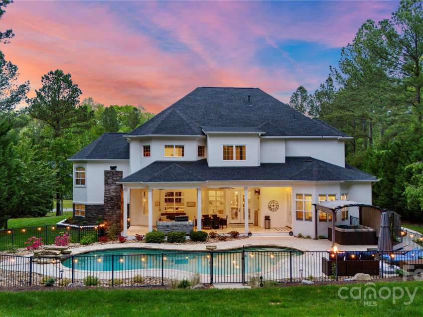 133 Crooked Branch Way, Troutman, NC 28166.  MLS# CAR4245345, YatesRealty ID 10085. 