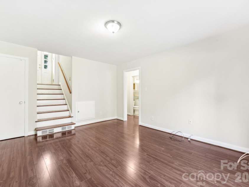 1334 Briar Creek Road, Charlotte, NC 28205.  MLS# CAR4341561, YatesRealty ID 10085. 