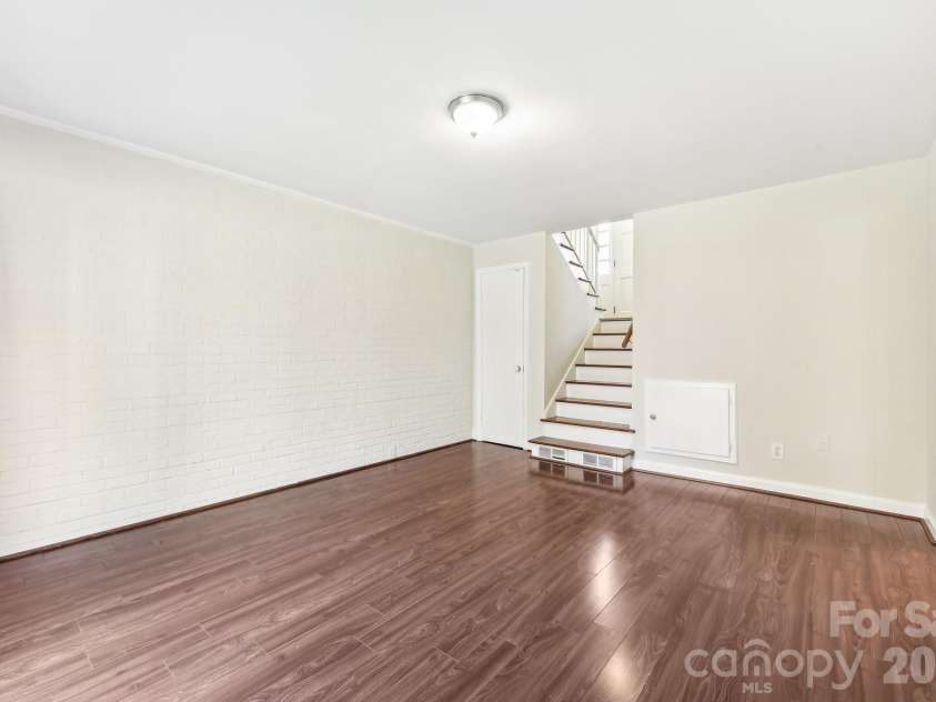 1334 Briar Creek Road, Charlotte, NC 28205.  MLS# CAR4341561, YatesRealty ID 10085. 