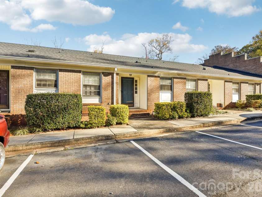1334 Briar Creek Road, Charlotte, NC 28205.  MLS# CAR4341561, YatesRealty ID 10085. 