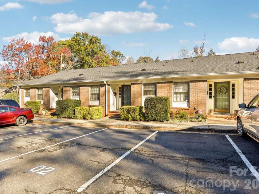 1334 Briar Creek Road, Charlotte, NC 28205.  MLS# CAR4341561, YatesRealty ID 10085. 