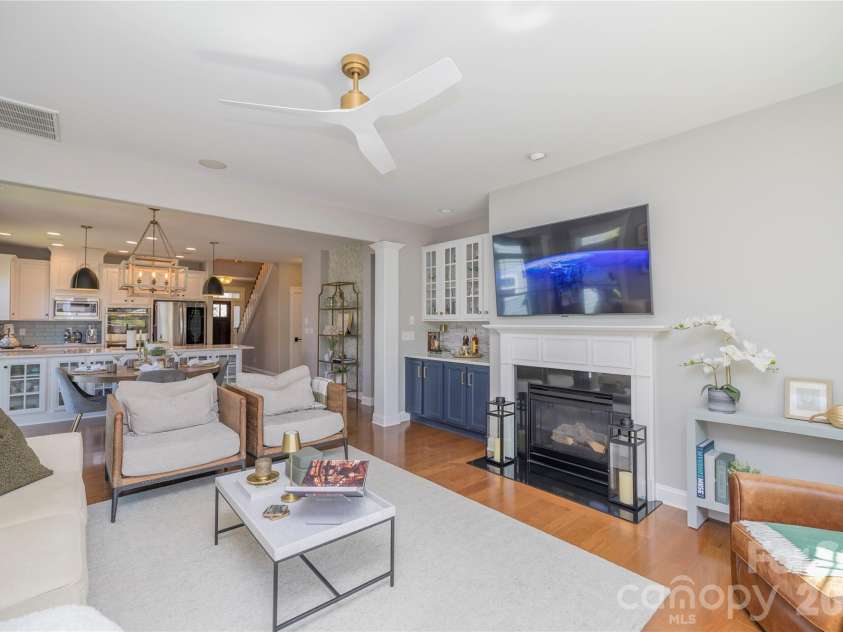 18003 Northport Drive, Cornelius, NC 28031.  MLS# CAR4366451, YatesRealty ID 10086. 