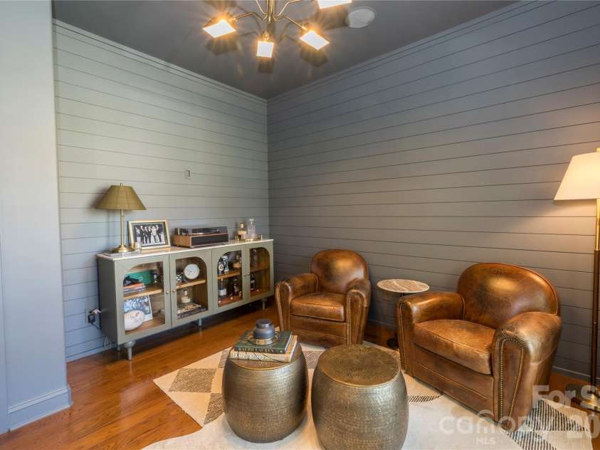 18003 Northport Drive, Cornelius, NC 28031.  MLS# CAR4366451, YatesRealty ID 10086. 