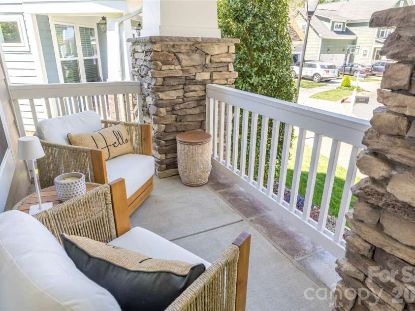 18003 Northport Drive, Cornelius, NC 28031.  MLS# CAR4366451, YatesRealty ID 10086. 