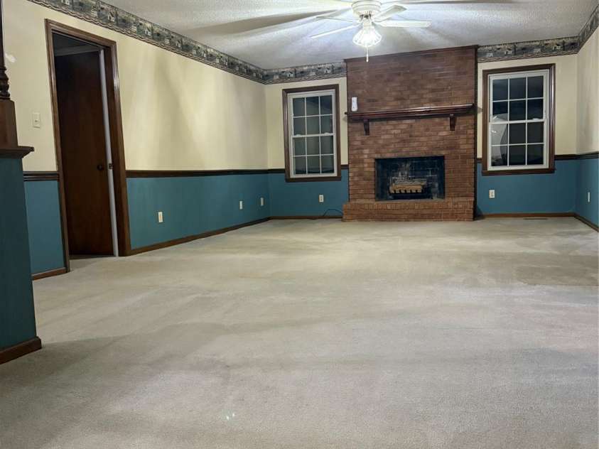 3498 Yorkland Drive, Hickory, NC 28601.  MLS# CAR4249082, YatesRealty ID 10086. 