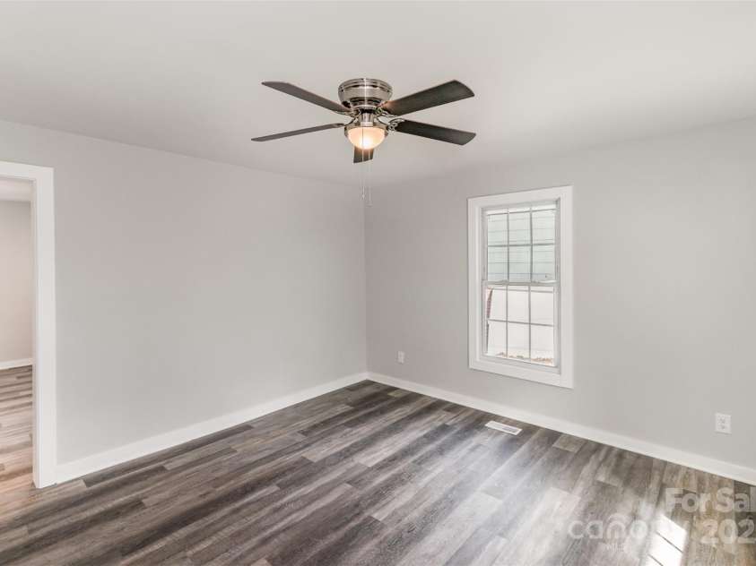 1003 Harris Street, Kannapolis, NC 28081.  MLS# CAR4224123, YatesRealty ID 10088. 