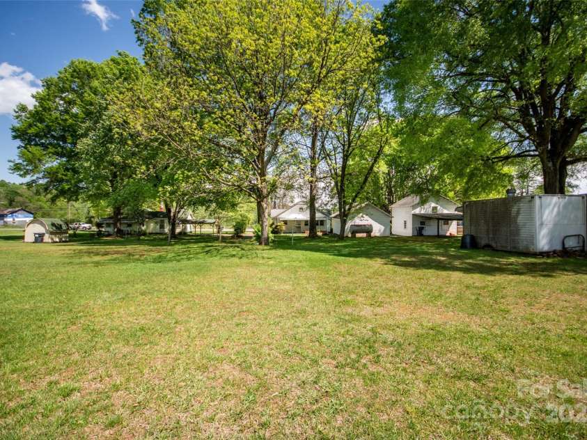 501 Turnersburg Highway, Statesville, NC 28625.  MLS# CAR4326825, YatesRealty ID 1009. 