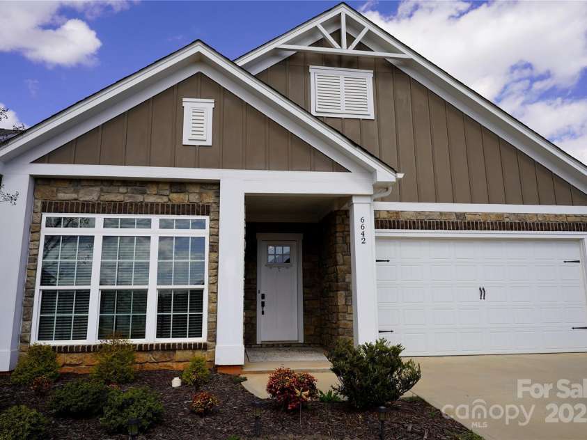 6642 Star Drive, Sherrills Ford, NC 28673.  MLS# CAR4253691, YatesRealty ID 10092. Front of the house