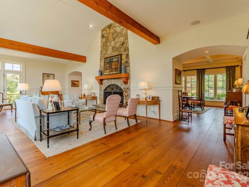 650 Golf Course Road, Columbus, NC 28722.  MLS# CAR4277544, YatesRealty ID 10094. 