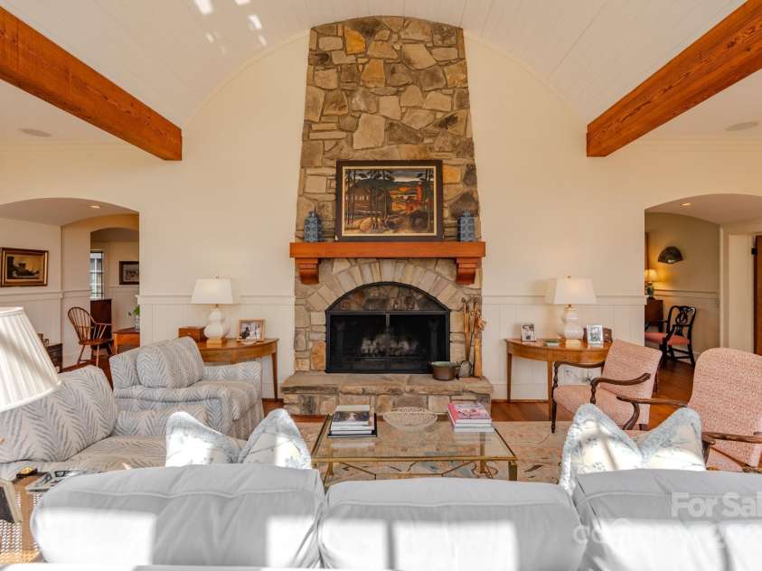 650 Golf Course Road, Columbus, NC 28722.  MLS# CAR4277544, YatesRealty ID 10094. 