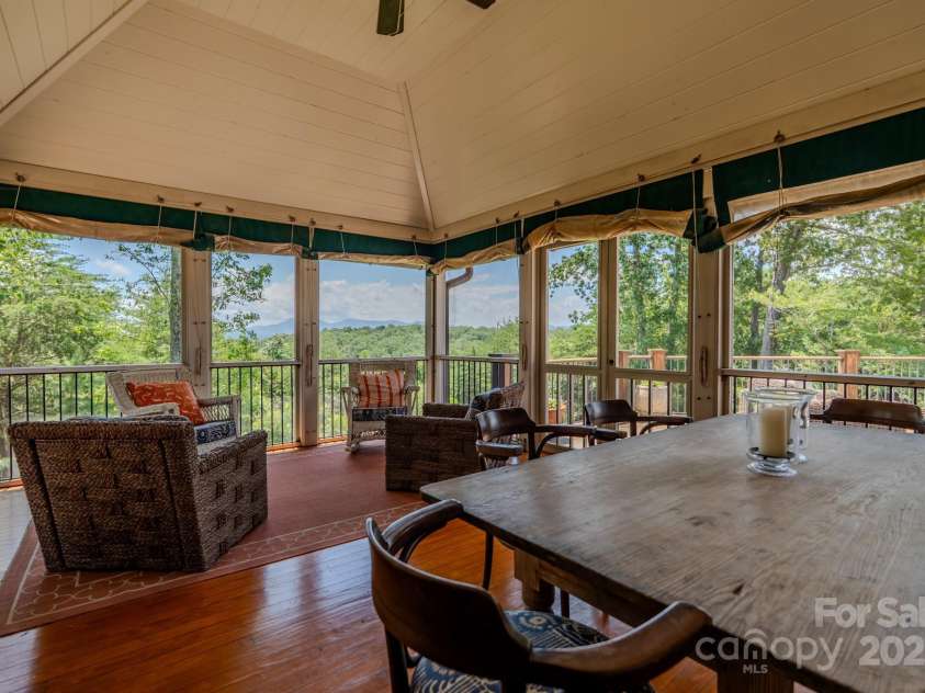 650 Golf Course Road, Columbus, NC 28722.  MLS# CAR4277544, YatesRealty ID 10094. 