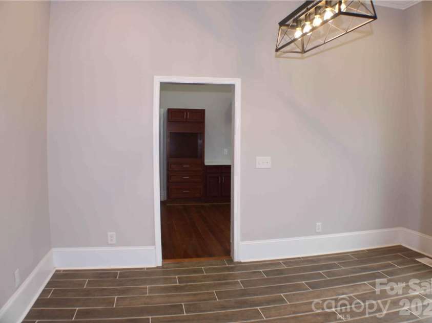 128 College Street, Chester, SC 29706.  MLS# CAR4345939, YatesRealty ID 10095. 