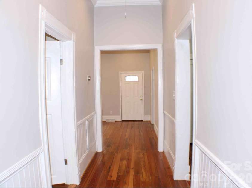 128 College Street, Chester, SC 29706.  MLS# CAR4345939, YatesRealty ID 10095. 