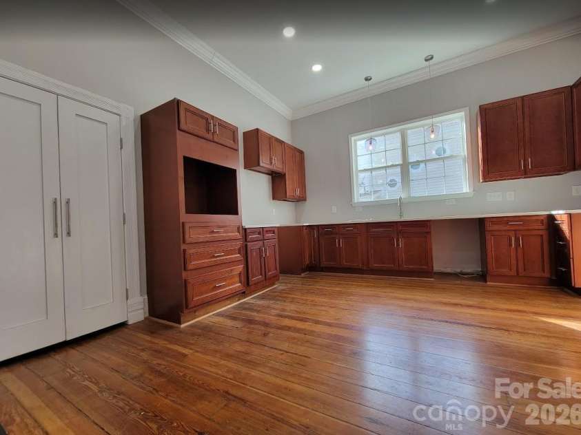 128 College Street, Chester, SC 29706.  MLS# CAR4345939, YatesRealty ID 10095. 