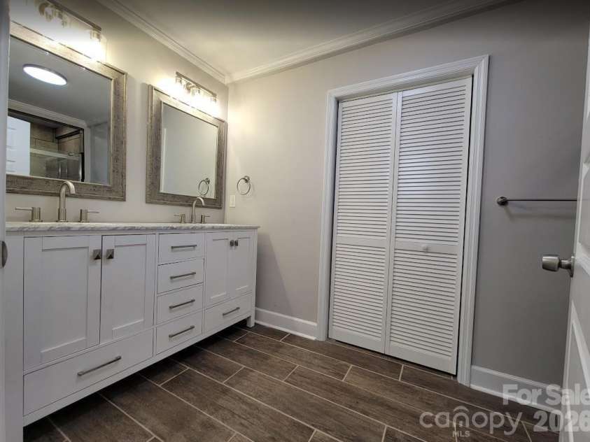 128 College Street, Chester, SC 29706.  MLS# CAR4345939, YatesRealty ID 10095. 