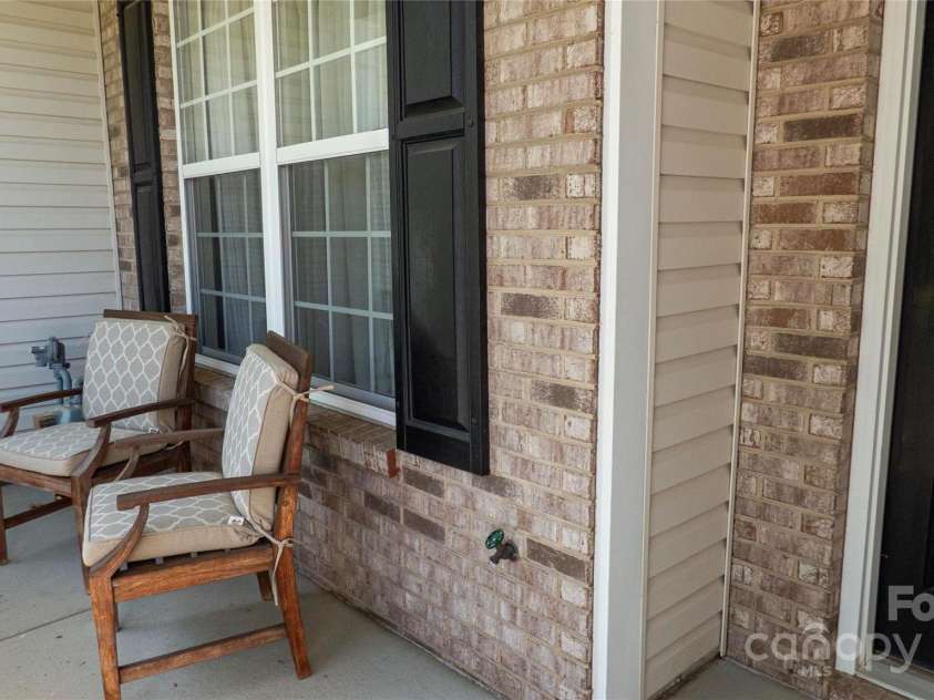 6222 Meadow Glen Lane, Harrisburg, NC 28075.  MLS# CAR4244827, YatesRealty ID 10095. 