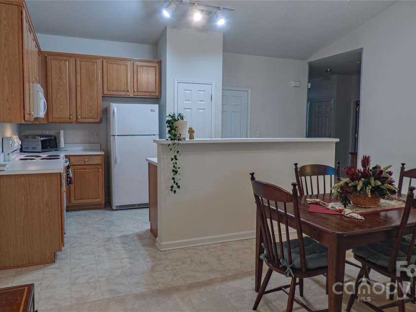 6222 Meadow Glen Lane, Harrisburg, NC 28075.  MLS# CAR4244827, YatesRealty ID 10095. 