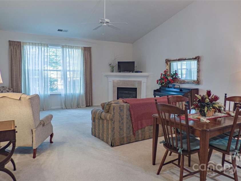 6222 Meadow Glen Lane, Harrisburg, NC 28075.  MLS# CAR4244827, YatesRealty ID 10095. 