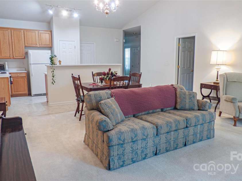 6222 Meadow Glen Lane, Harrisburg, NC 28075.  MLS# CAR4244827, YatesRealty ID 10095. 