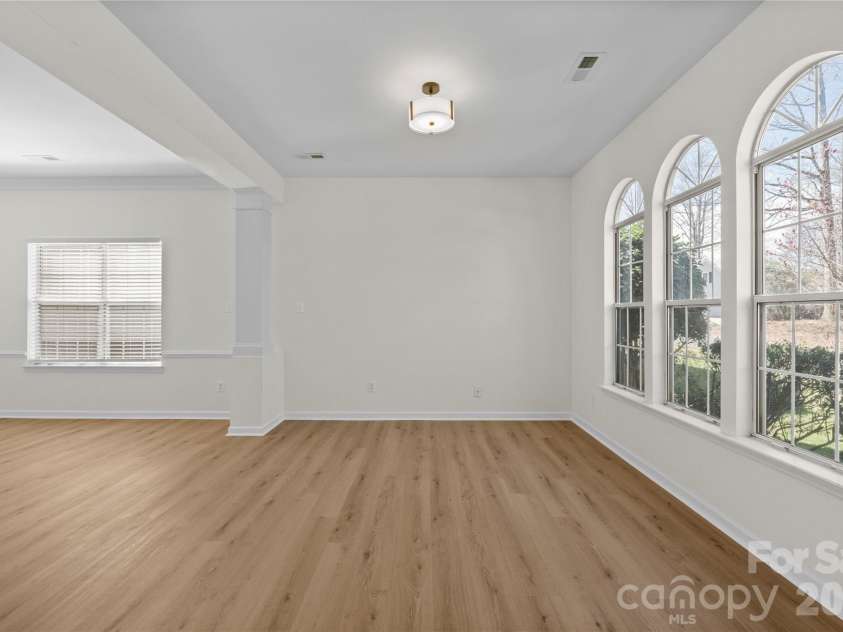 6107 Park Hill Road, Charlotte, NC 28277.  MLS# CAR4344994, YatesRealty ID 10097. 