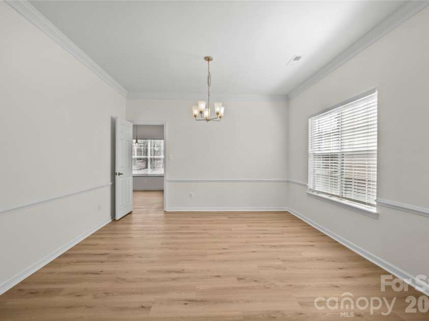 6107 Park Hill Road, Charlotte, NC 28277.  MLS# CAR4344994, YatesRealty ID 10097. 