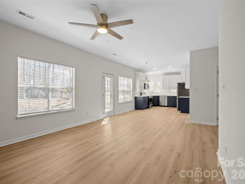 6107 Park Hill Road, Charlotte, NC 28277.  MLS# CAR4344994, YatesRealty ID 10097. 