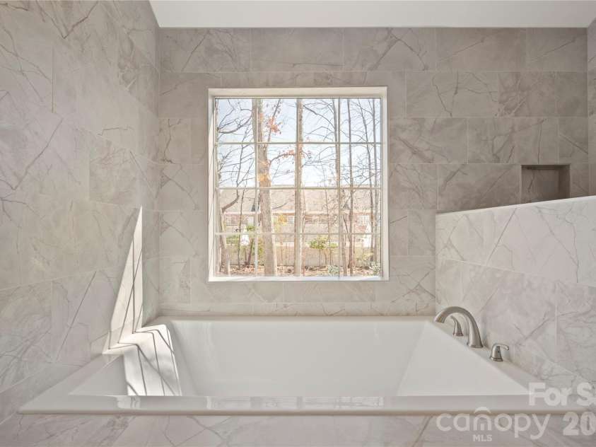 6107 Park Hill Road, Charlotte, NC 28277.  MLS# CAR4344994, YatesRealty ID 10097. 