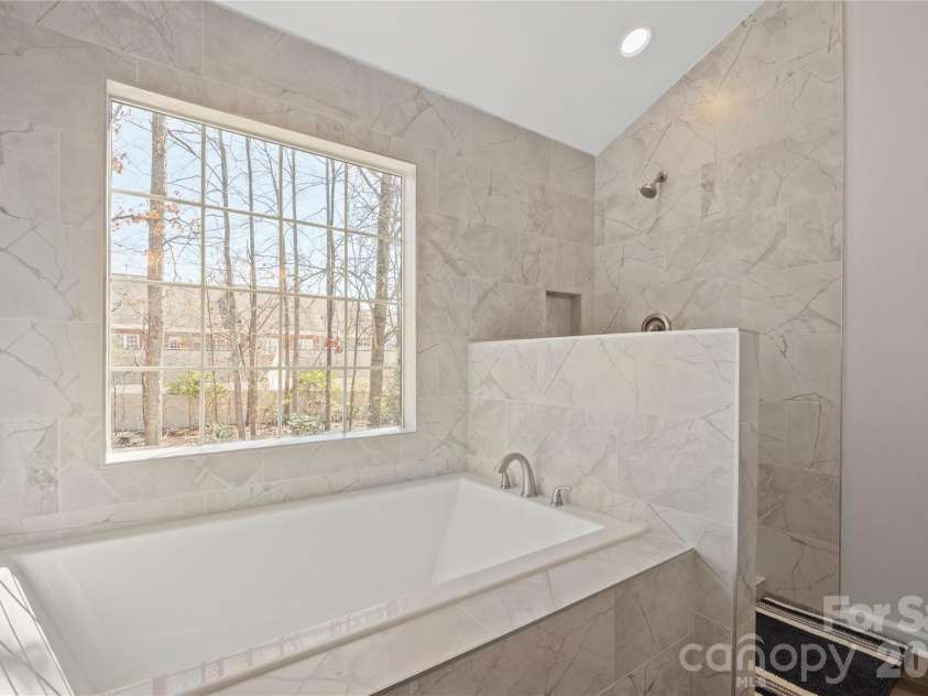 6107 Park Hill Road, Charlotte, NC 28277.  MLS# CAR4344994, YatesRealty ID 10097. 