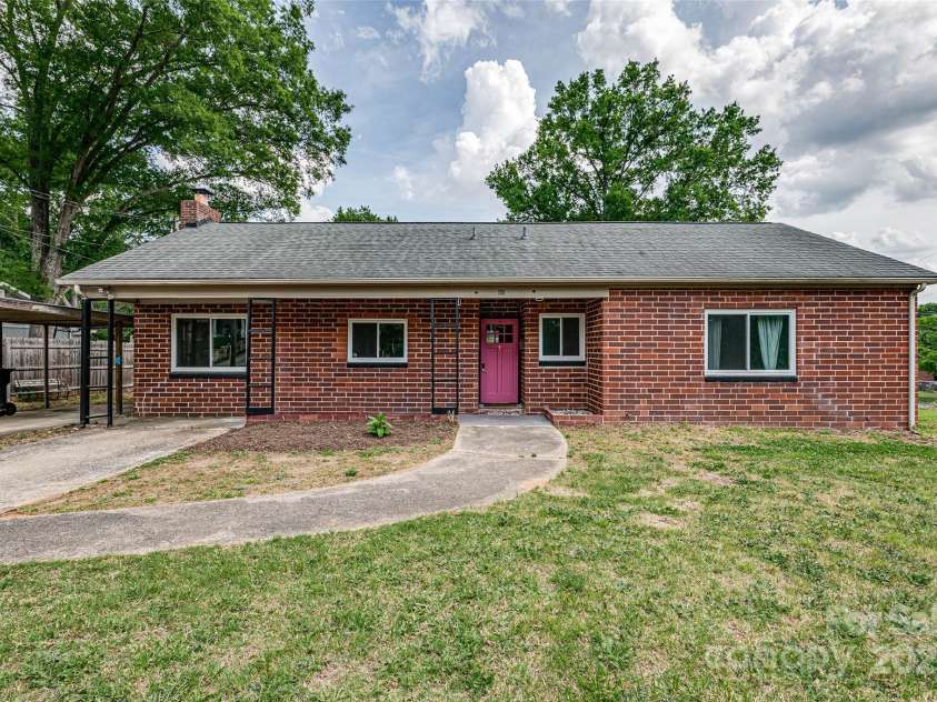 85 Myrtle Avenue, Concord, NC 28025.  MLS# CAR4253999, YatesRealty ID 10097. 