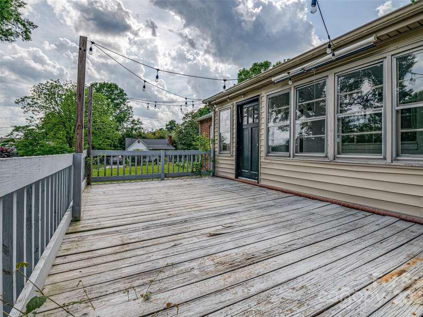 85 Myrtle Avenue, Concord, NC 28025.  MLS# CAR4253999, YatesRealty ID 10097. 