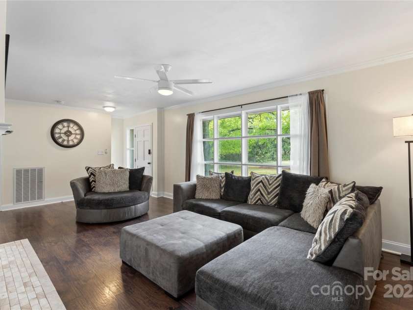 1099 Potter Road, Lancaster, SC 29720.  MLS# CAR4243884, YatesRealty ID 10098. 