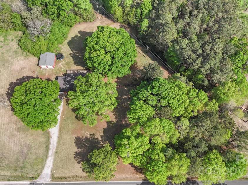 1099 Potter Road, Lancaster, SC 29720.  MLS# CAR4243884, YatesRealty ID 10098. 