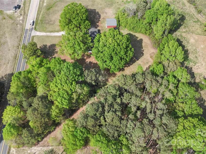 1099 Potter Road, Lancaster, SC 29720.  MLS# CAR4243884, YatesRealty ID 10098. 