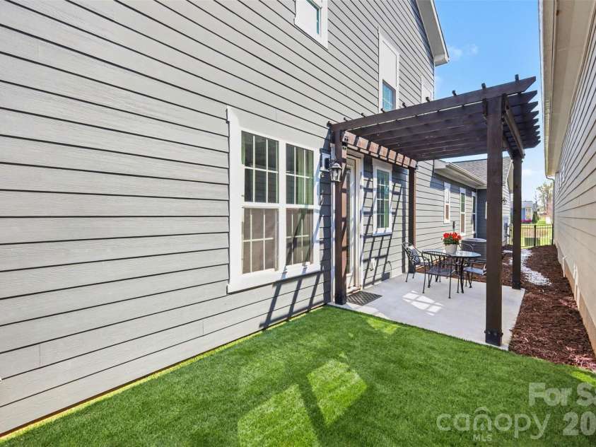 1124 Almerton Drive, Denver, NC 28037.  MLS# CAR4363503, YatesRealty ID 10099. 