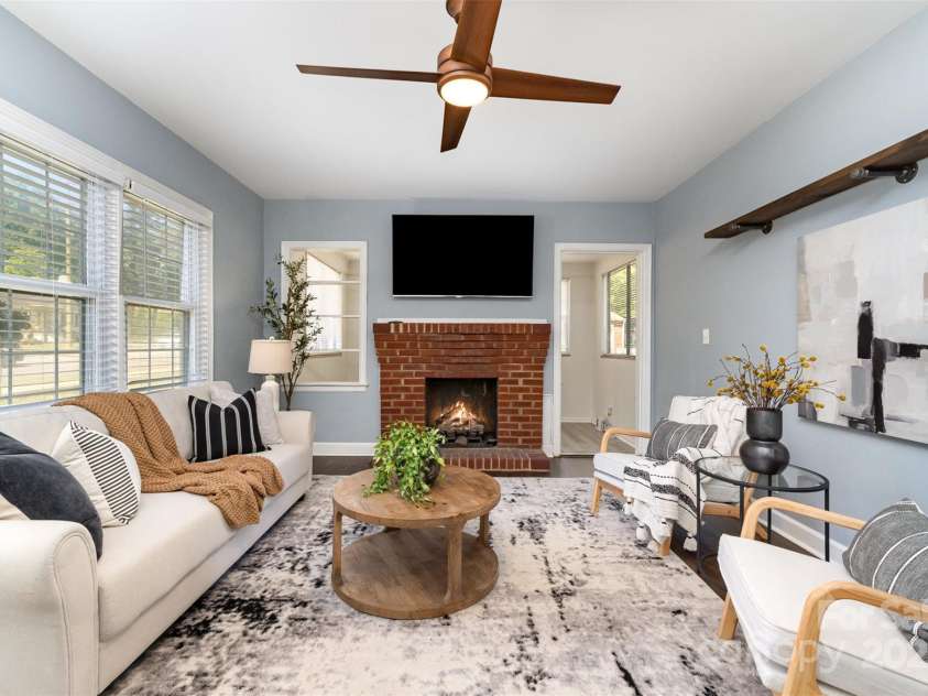 3612 The Plaza, Charlotte, NC 28205.  MLS# CAR4252499, YatesRealty ID 10099. 