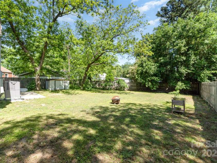 3612 The Plaza, Charlotte, NC 28205.  MLS# CAR4252499, YatesRealty ID 10099. 