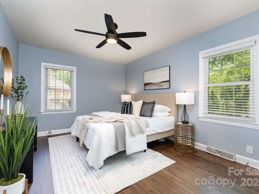 3612 The Plaza, Charlotte, NC 28205.  MLS# CAR4252499, YatesRealty ID 10099. Primary bedroom