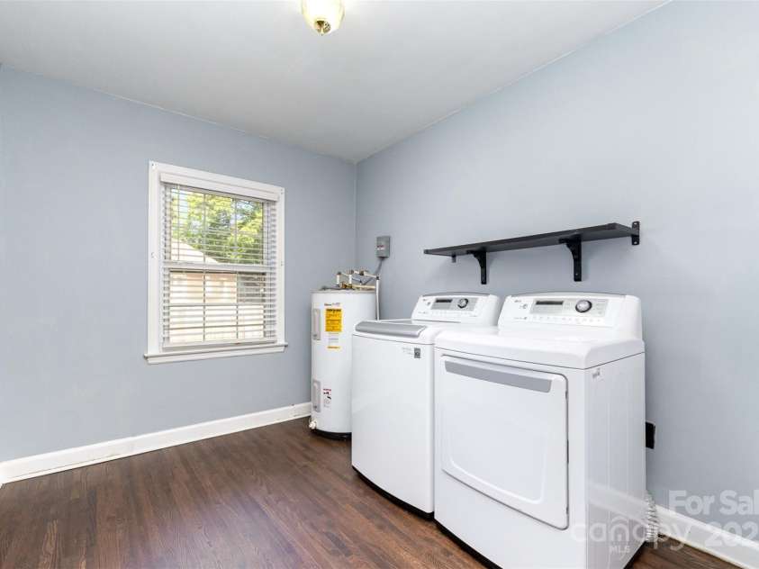 3612 The Plaza, Charlotte, NC 28205.  MLS# CAR4252499, YatesRealty ID 10099. Utility room, flex space for office.