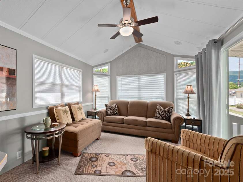 158 & 161 Summer Place Drive, Waynesville, NC 28785.  MLS# CAR4293767, YatesRealty ID 101. 