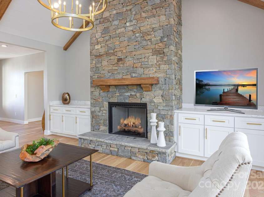 131 Dawn Mist Court, Hendersonville, NC 28791.  MLS# CAR4327661, YatesRealty ID 1010. 