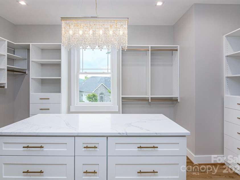 131 Dawn Mist Court, Hendersonville, NC 28791.  MLS# CAR4327661, YatesRealty ID 1010. 