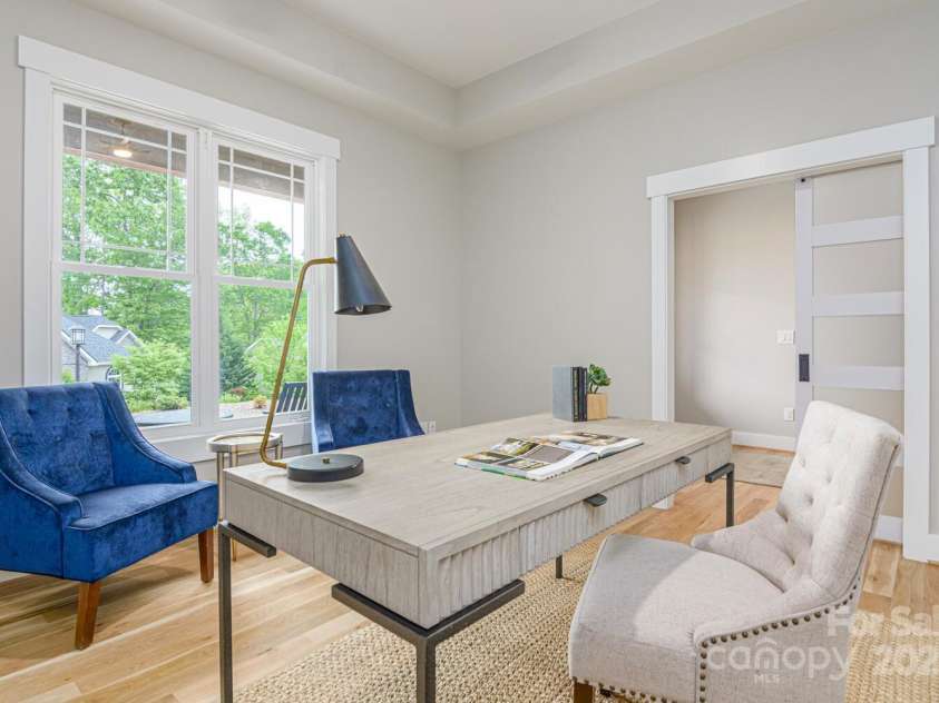 131 Dawn Mist Court, Hendersonville, NC 28791.  MLS# CAR4327661, YatesRealty ID 1010. 