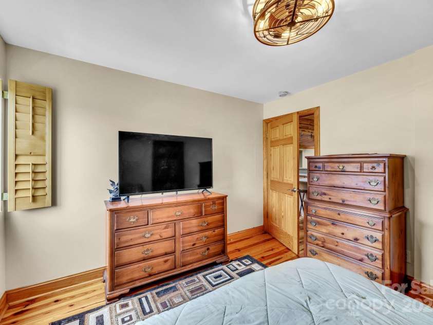 7110 Horse Haven Lane, Gibsonville, NC 27249.  MLS# CAR4197191, YatesRealty ID 10100. 