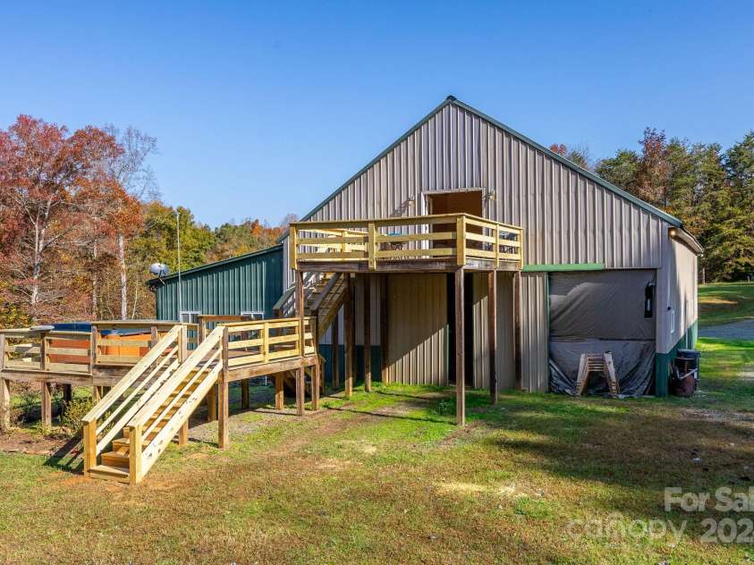 7110 Horse Haven Lane, Gibsonville, NC 27249.  MLS# CAR4197191, YatesRealty ID 10100. 