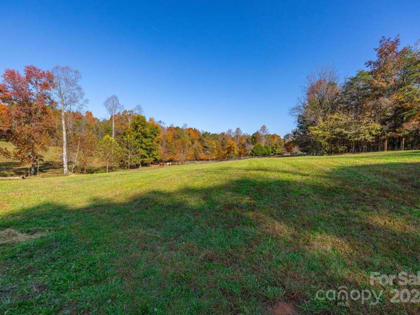 7110 Horse Haven Lane, Gibsonville, NC 27249.  MLS# CAR4197191, YatesRealty ID 10100. 