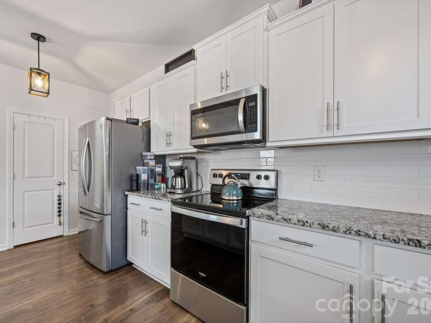 209 Marathon Lane, Candler, NC 28715.  MLS# CAR4352447, YatesRealty ID 10101. 