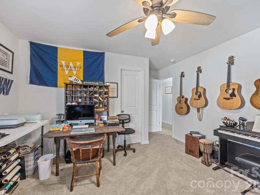 209 Marathon Lane, Candler, NC 28715.  MLS# CAR4352447, YatesRealty ID 10101. 